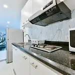 Tropical Breeze Apartamentos