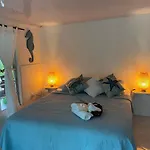 Islander House On Rocky Cay Beach
