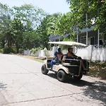 Coconut Paradise Lodge