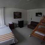 Ayenda Posada Shang Giovys Rincon