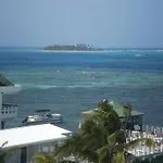Apartamentos Commodore Bay Club