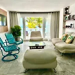 Exclusivos Apartamentos Con Playa Privada