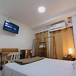 Confortable Y Central Habitacion A 1 Cuadra De La Playa Y Malecon