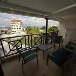 Lujoso Apartamento Con Vistas Al Mar Y Excelente Ubicacion En San Andres