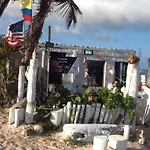 Hotel Red Cay