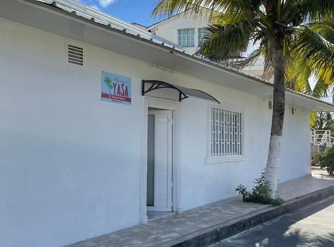 Posada Yasa Sarie Bay