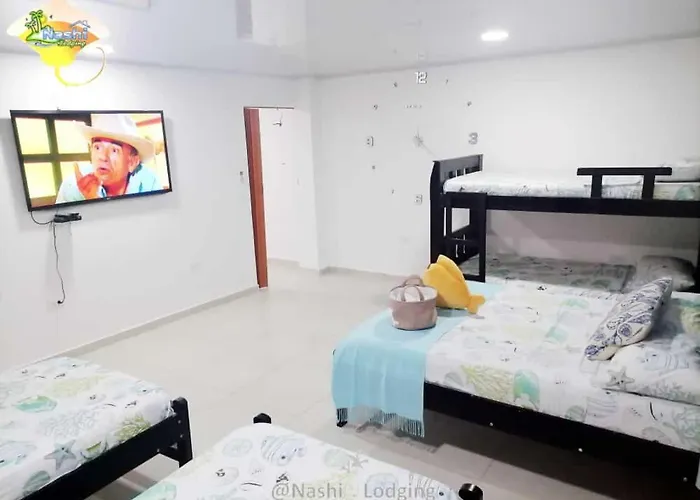 Nashi Lodging