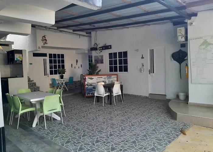Hospedaje Brisas Del Mar 1B