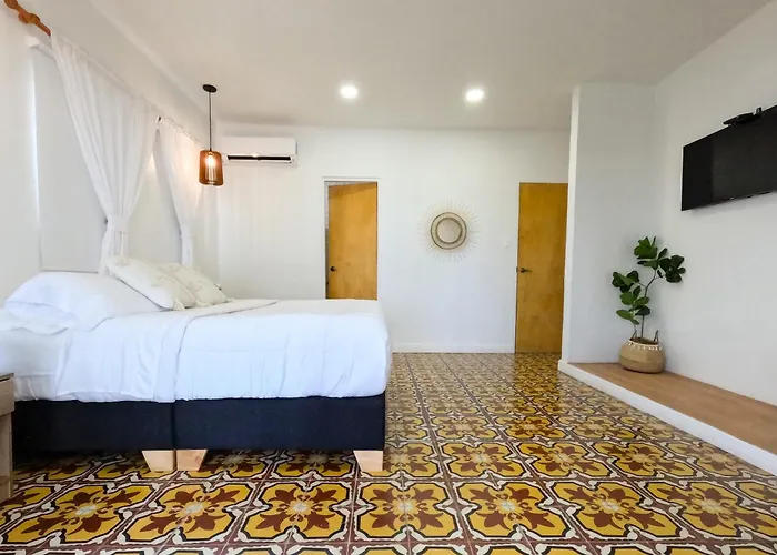 Puesta Del Sol Guest House