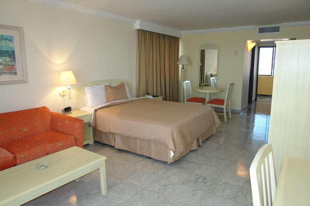 Ghl Sunrise 4*