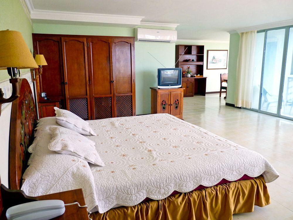 Sol Caribe Campo Hotel
