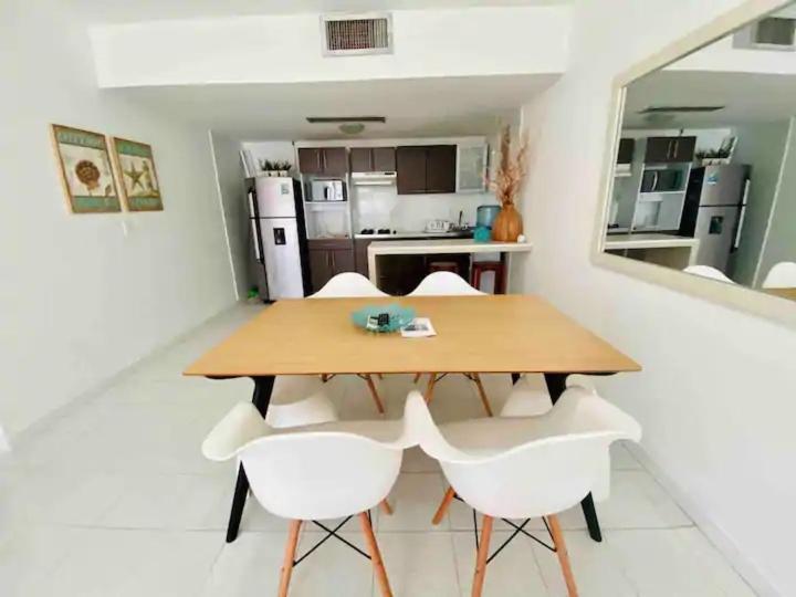 By -top Location San Andres- San Andres (San Andres and Providencia Islands)