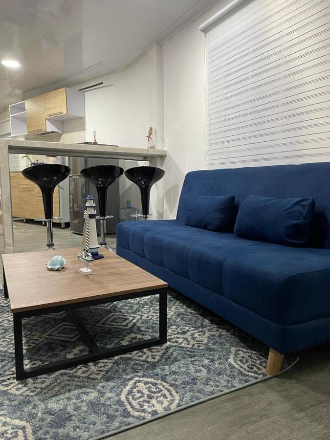Zoe's Place 2 *