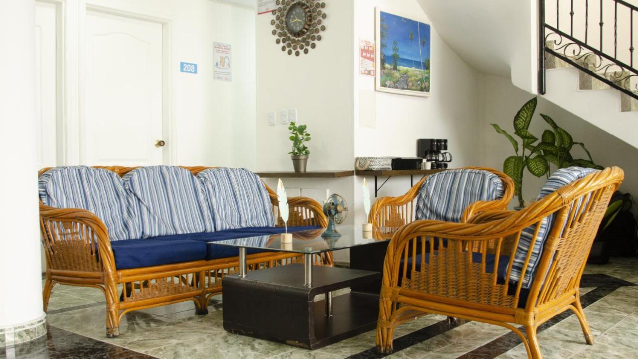 Hotel On Vacation Coral Flower 2*