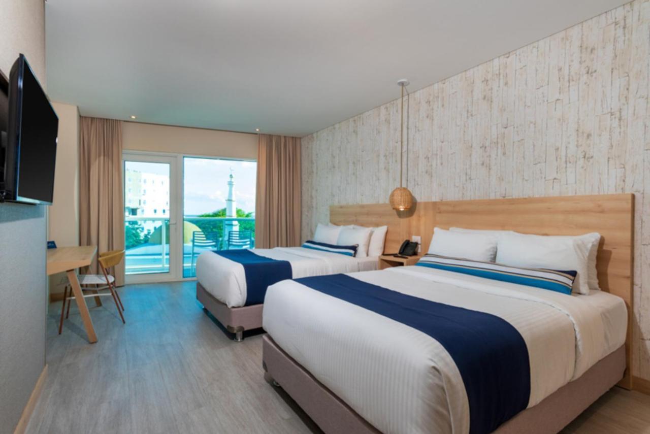 Aquamare Hotel 4*
