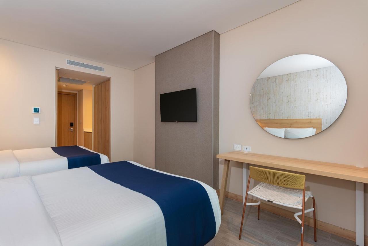 Aquamare Hotel