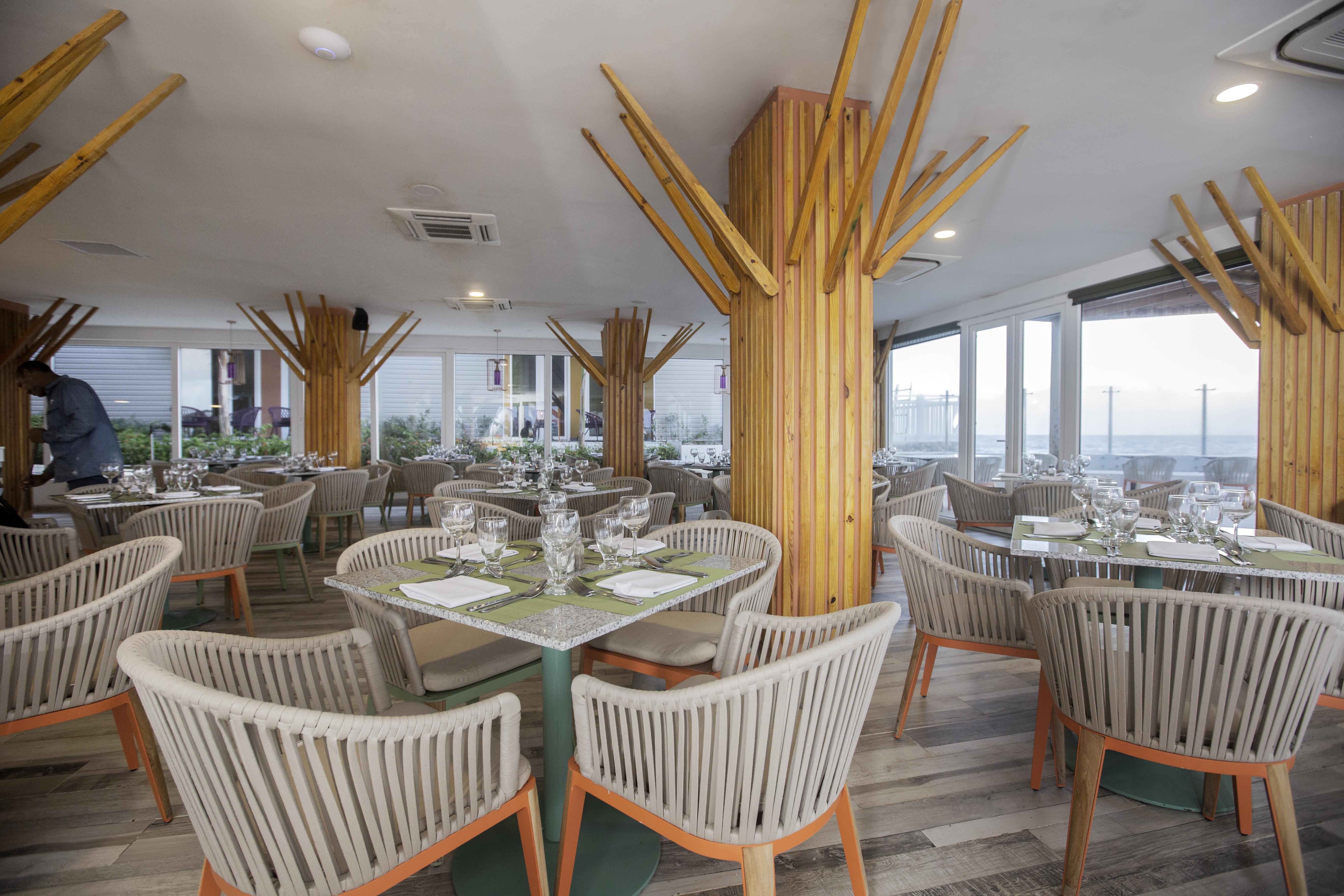Decameron Maryland 4*