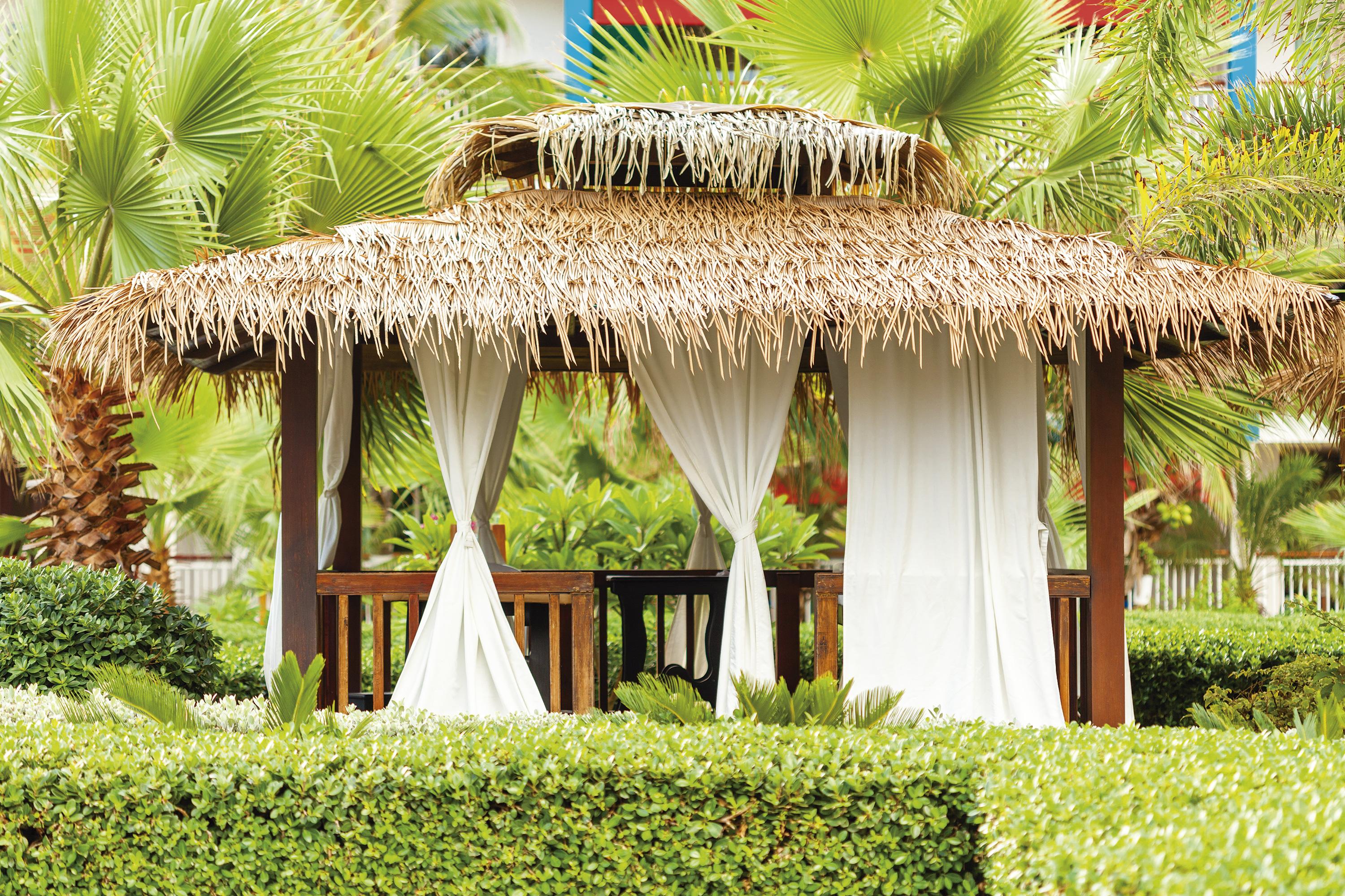 Hotel Decameron Isleno 4*