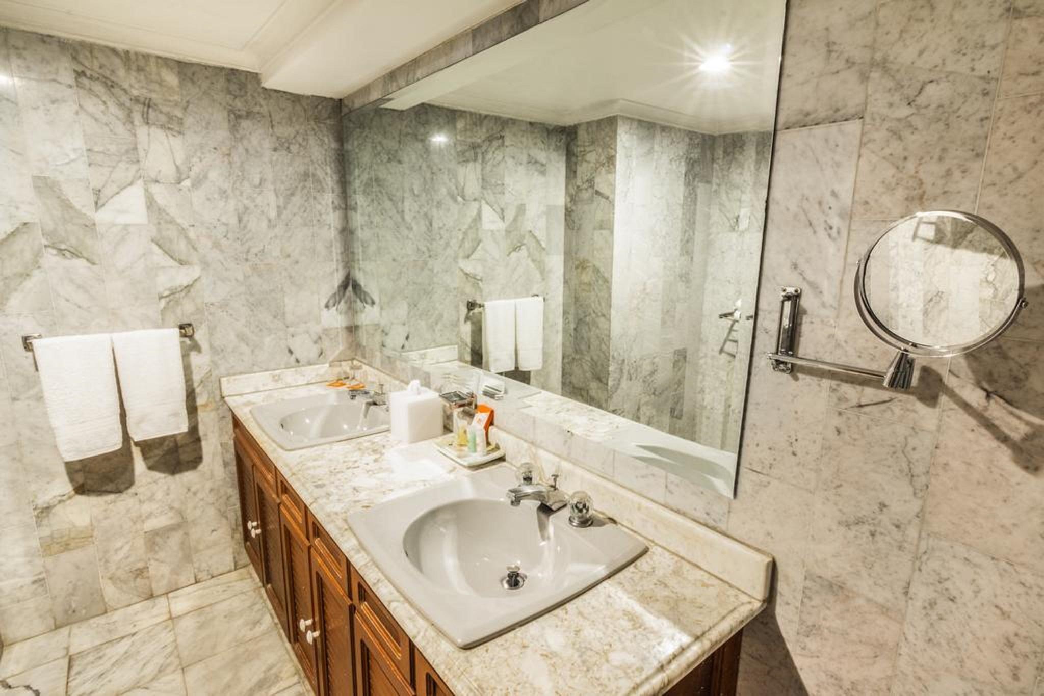 Ghl Sunrise Hotel 4*