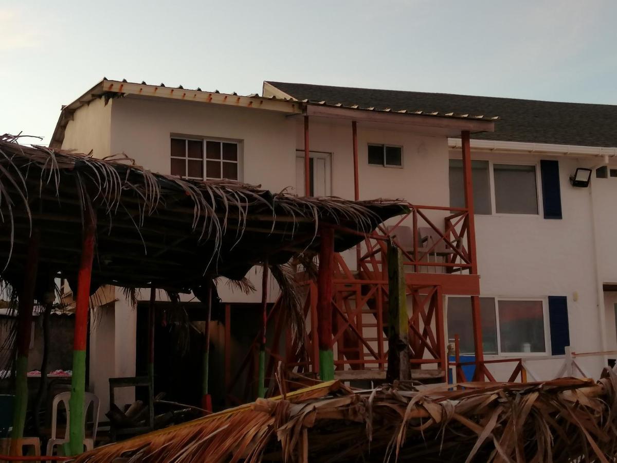 Pensión Miss Bassy's Lodging *