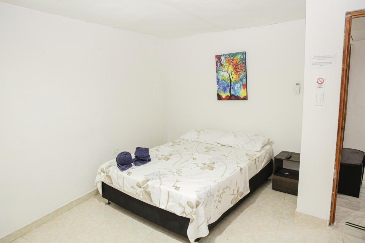 Ohana Lodging Hostel *