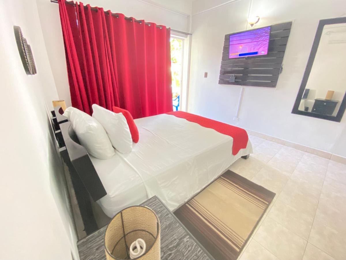 La Hermosa Inn 2*