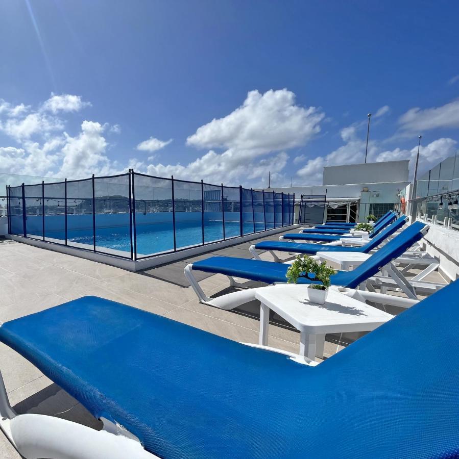 Azure Lofts & Pool 3*