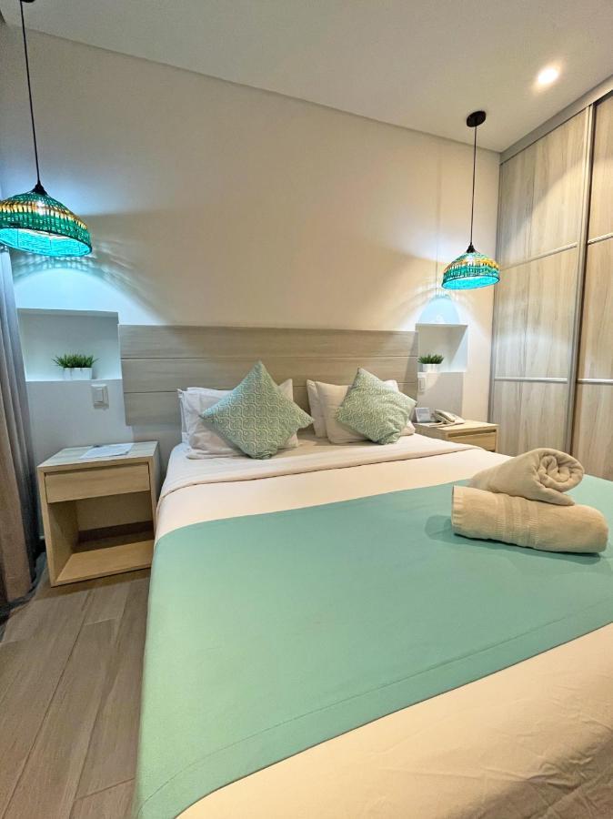 Azure Lofts & Pool Hotel