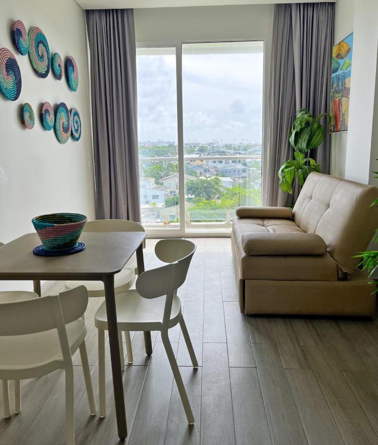 Azure Lofts & Pool Hotel 3*