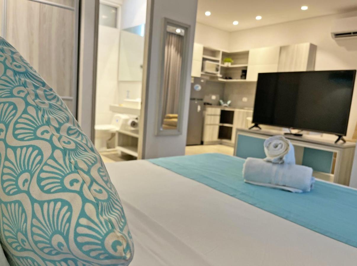 Hotel Azure Lofts & Pool 3*