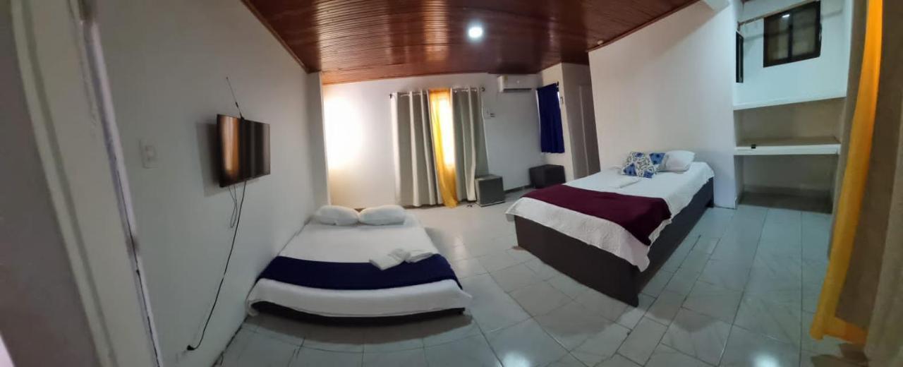 Topper House Apartahotel San Andrés