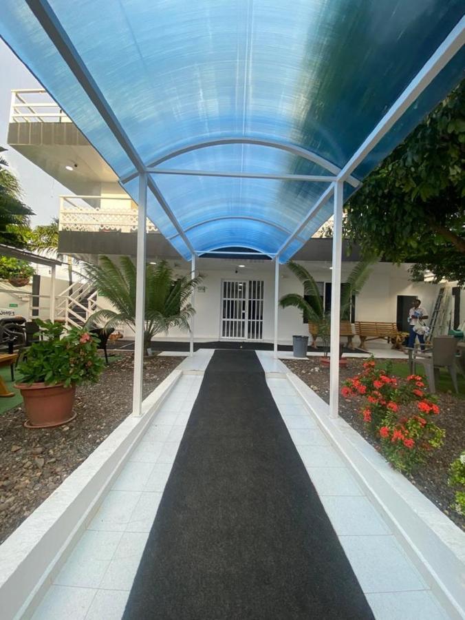 El Galy Su Familiar Hostal *