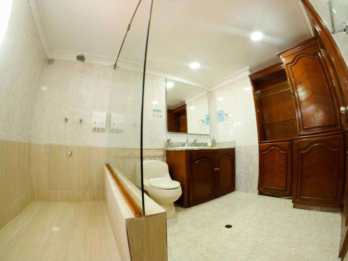 Koray 4*