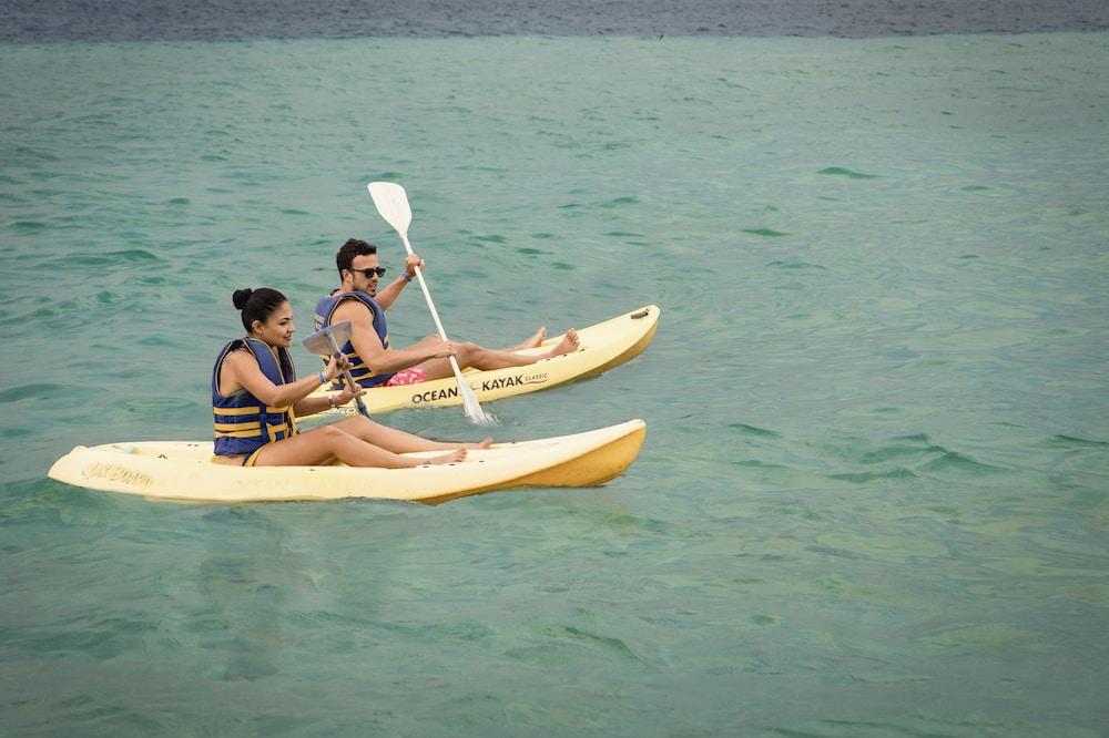 Decameron Delfines -