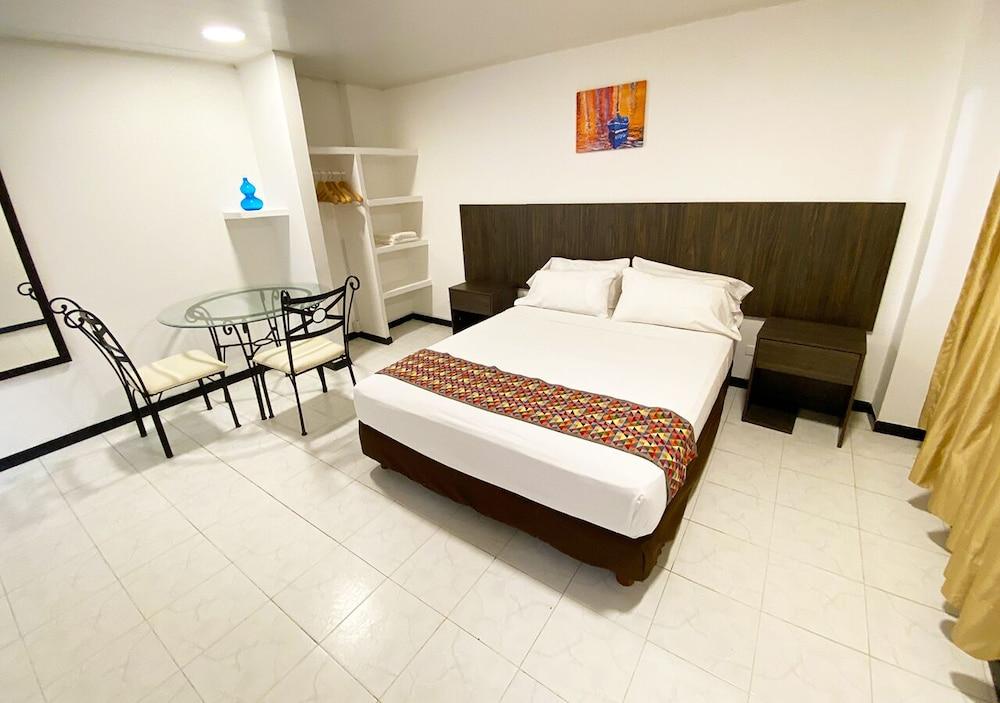 Hotel On Vacation Tower 3*