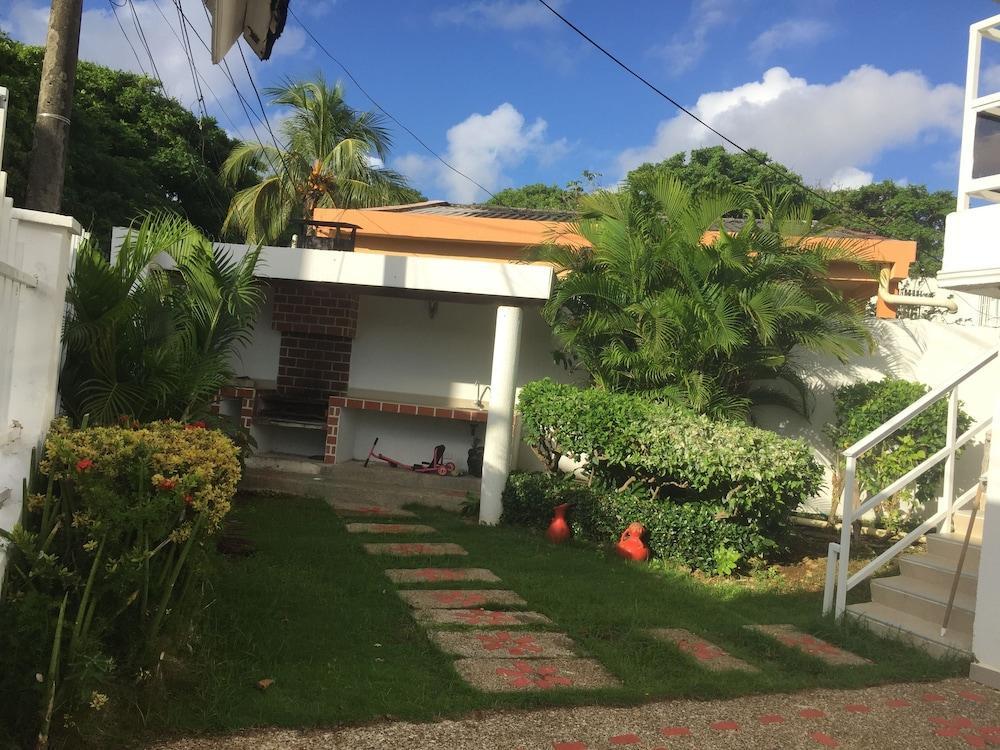 Vasquez Oviedo Inn