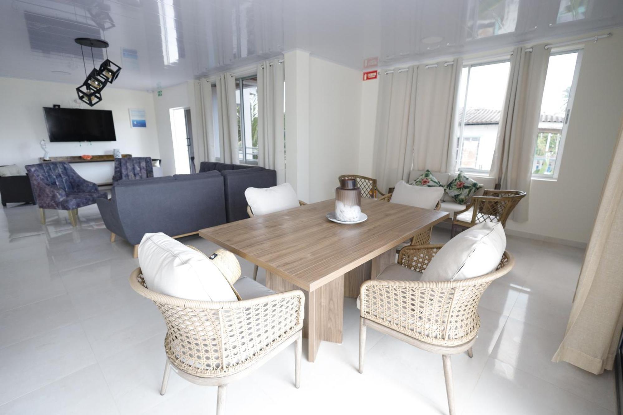Bed and breakfast Alka's Paradise And *