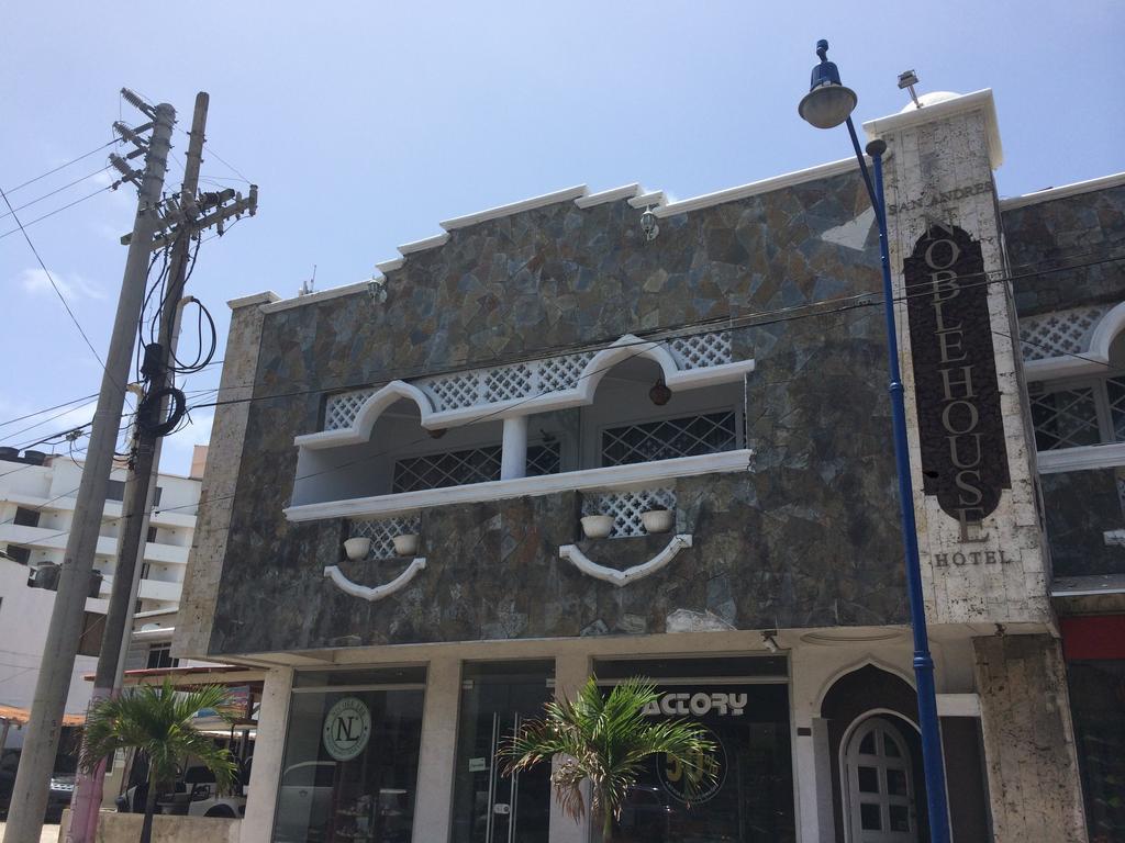 Hotel Noblehouse 3*