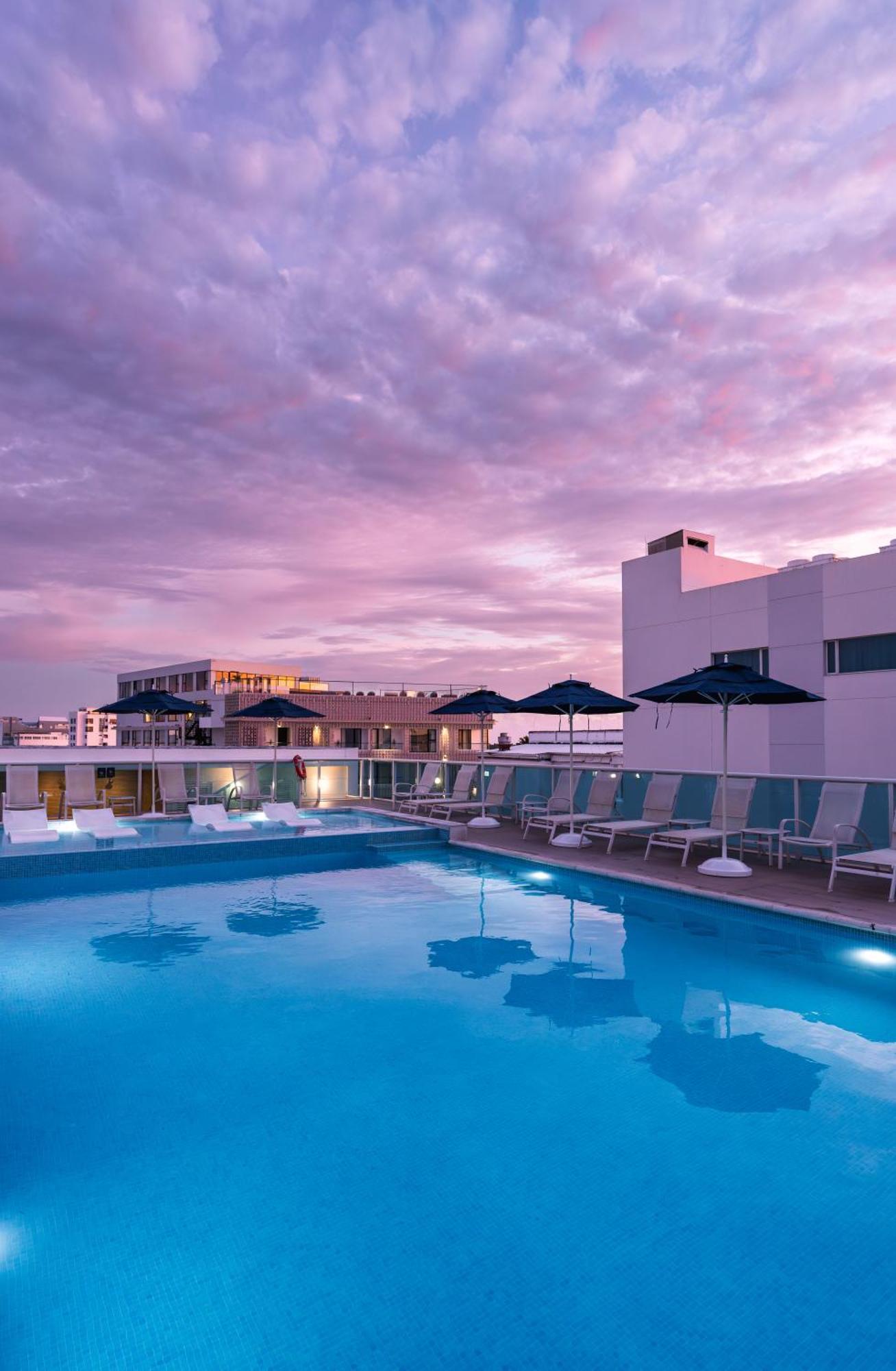 Aquamare 4*