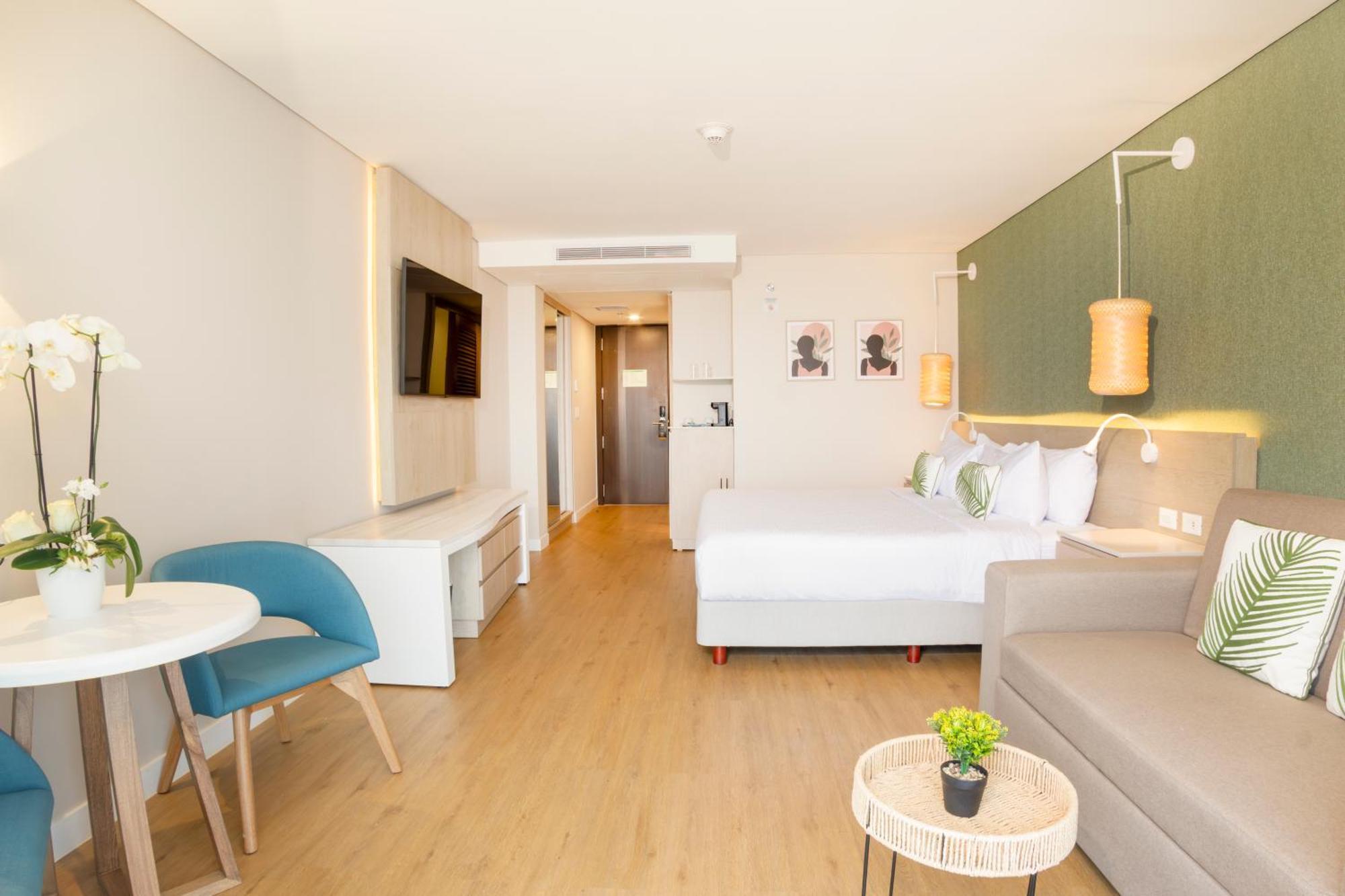 Hotel Grand Sirenis 5*