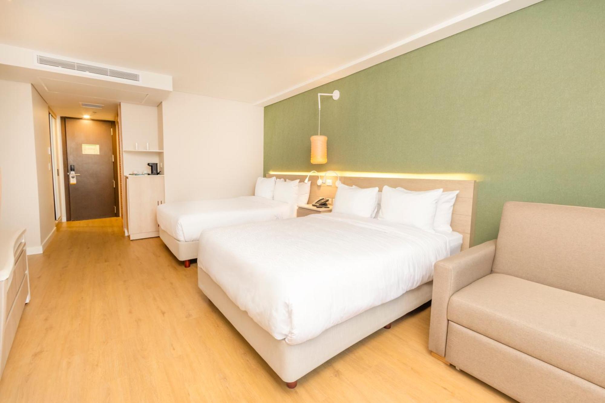 Hotel Grand Sirenis