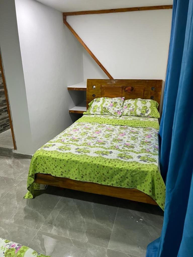 Casas Manatwar's *