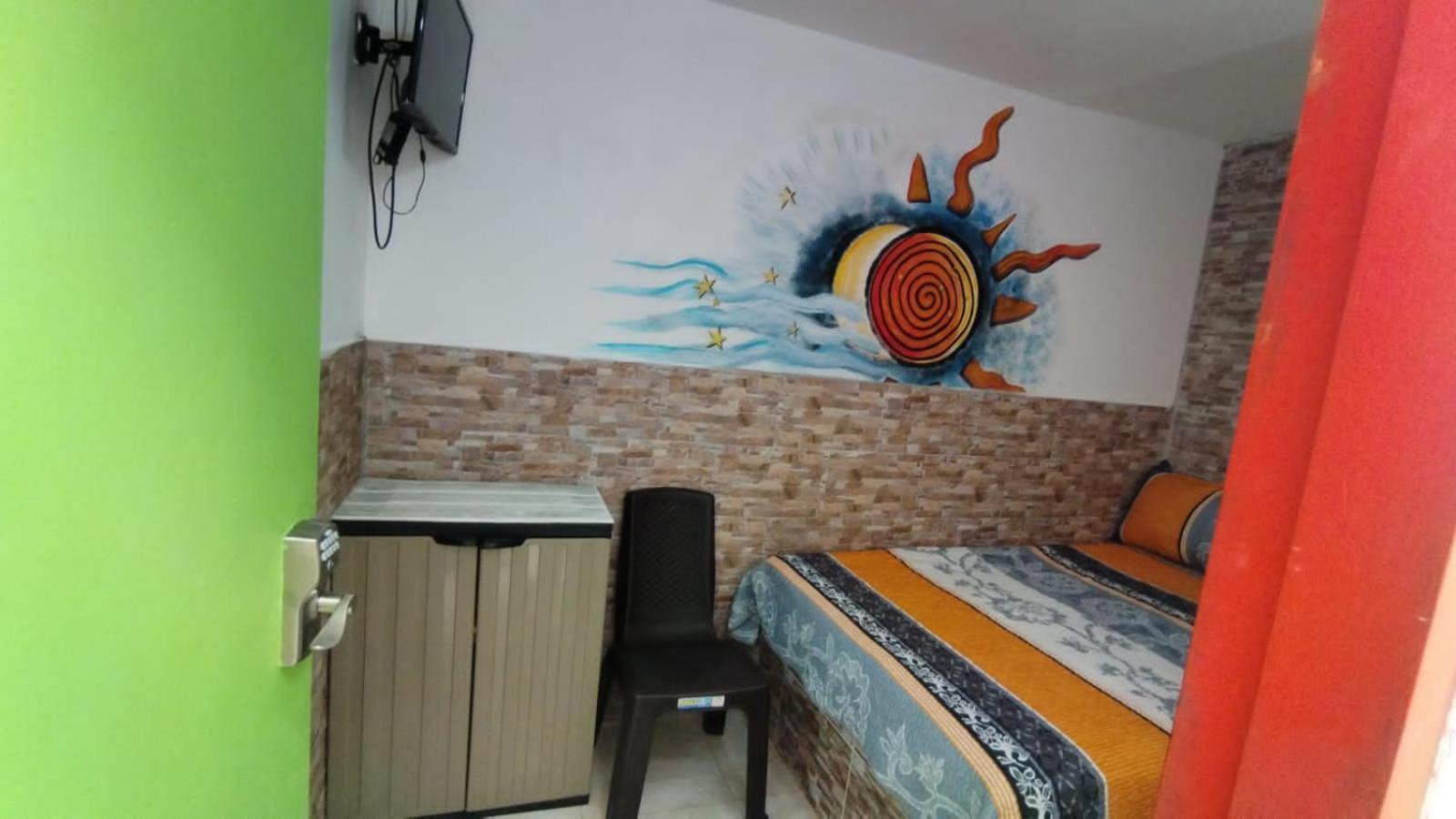 Hostal Vive Centro *