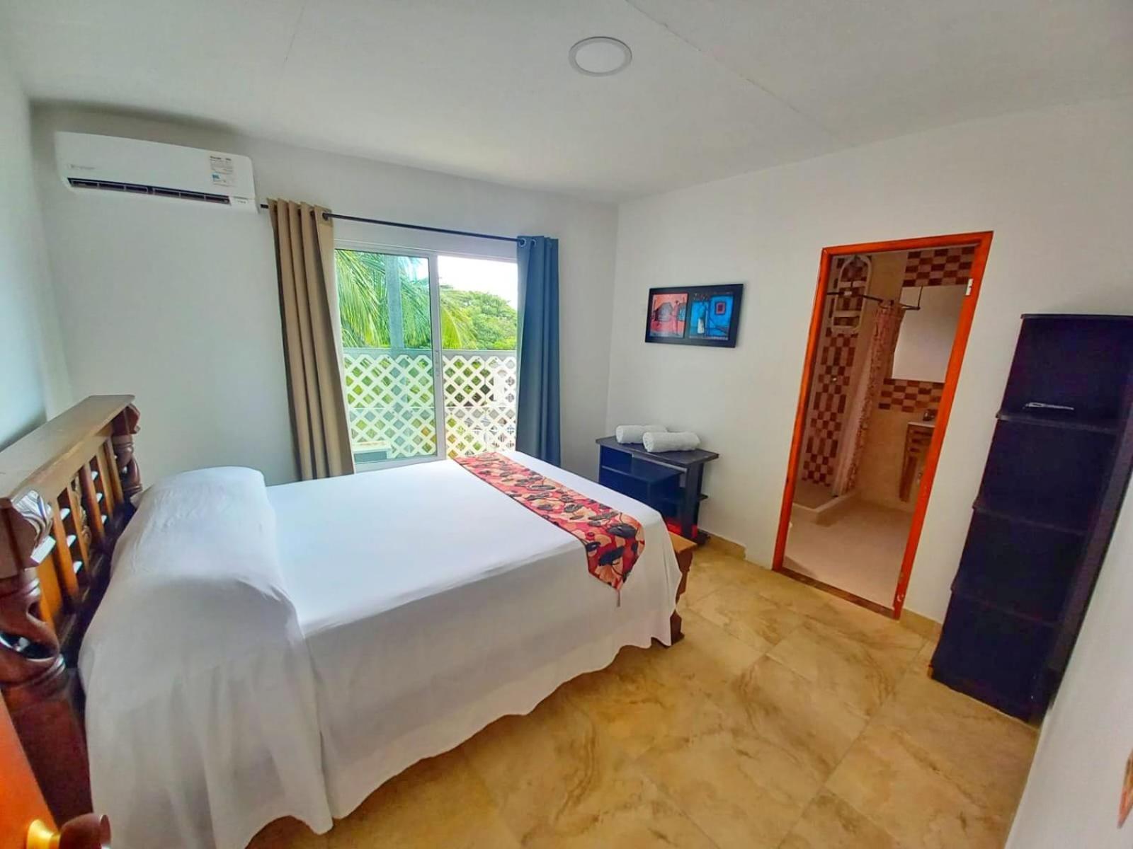 The Rock House Eco (adults Only) Bed and breakfast San Andrés