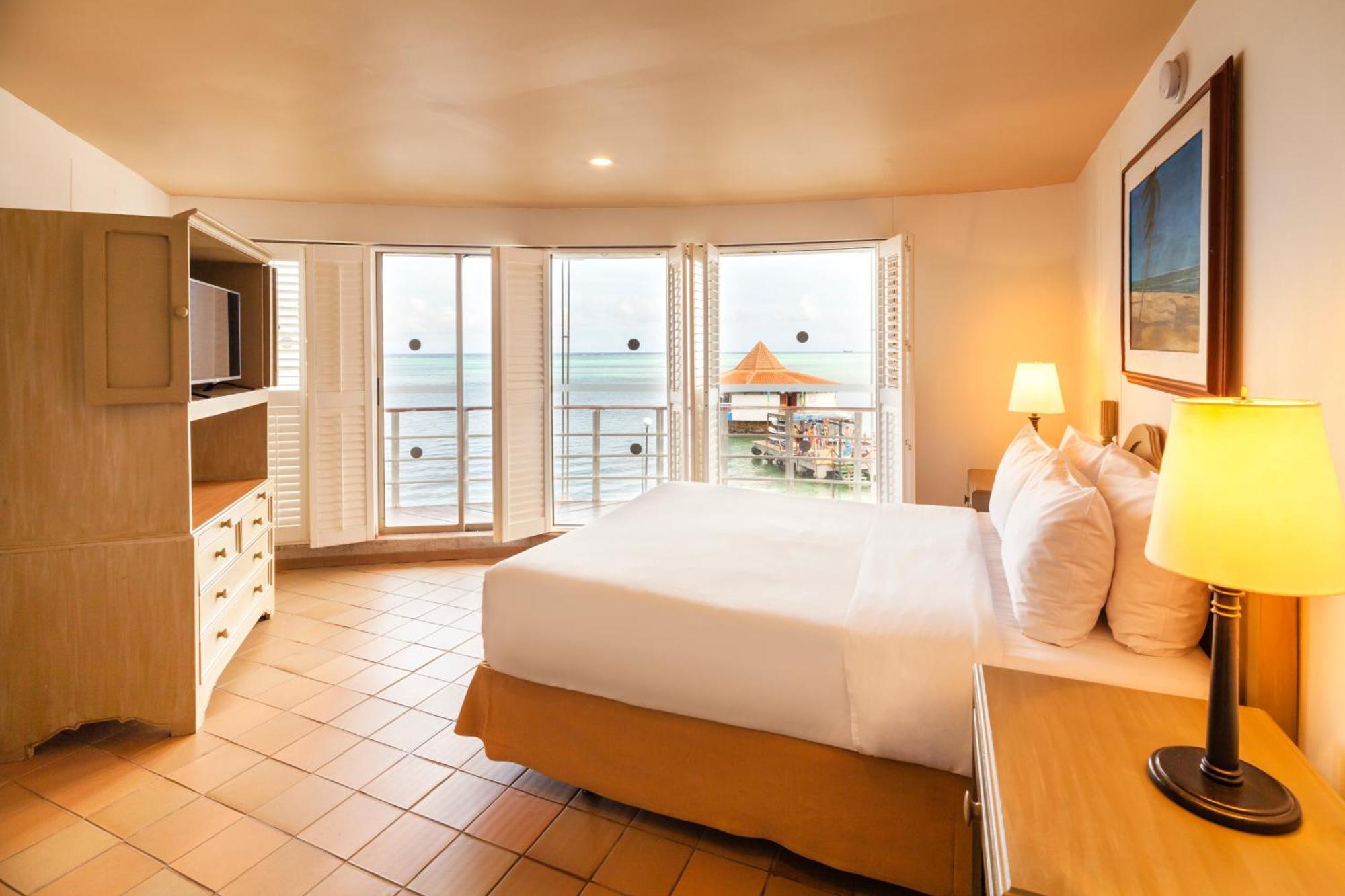 Decameron Aquarium Resort San Andrés