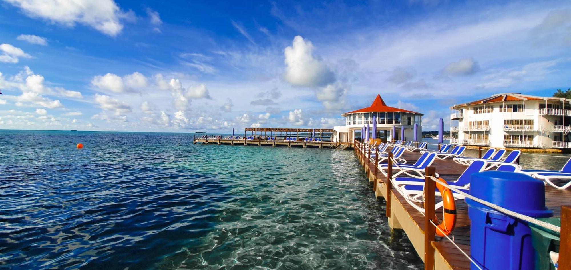 Decameron Aquarium 3*