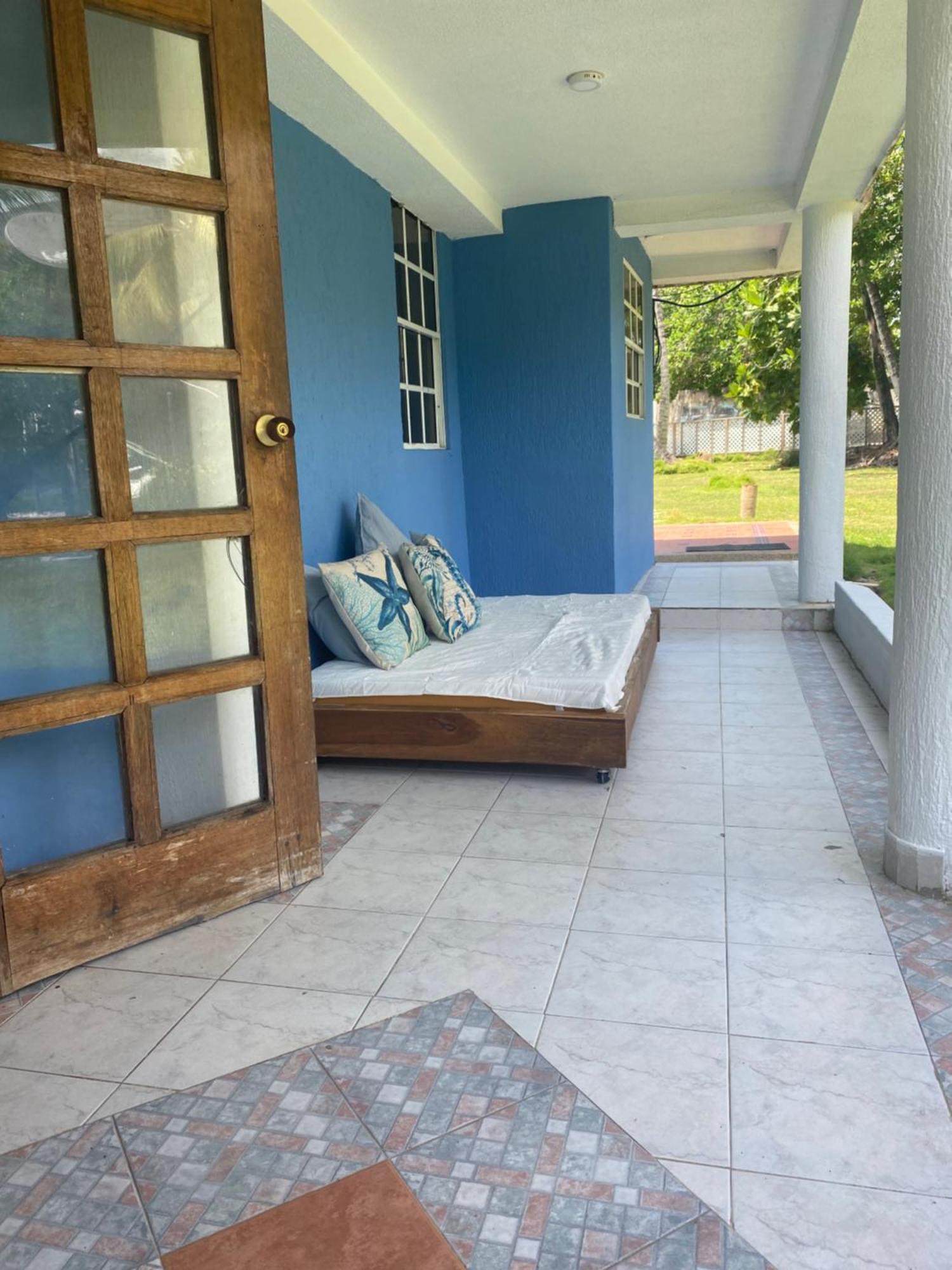 Inn Islander House On Rocky Cay