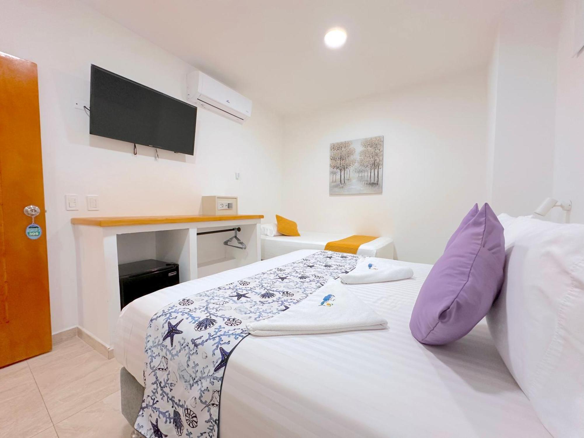Grand Caribe Hotel