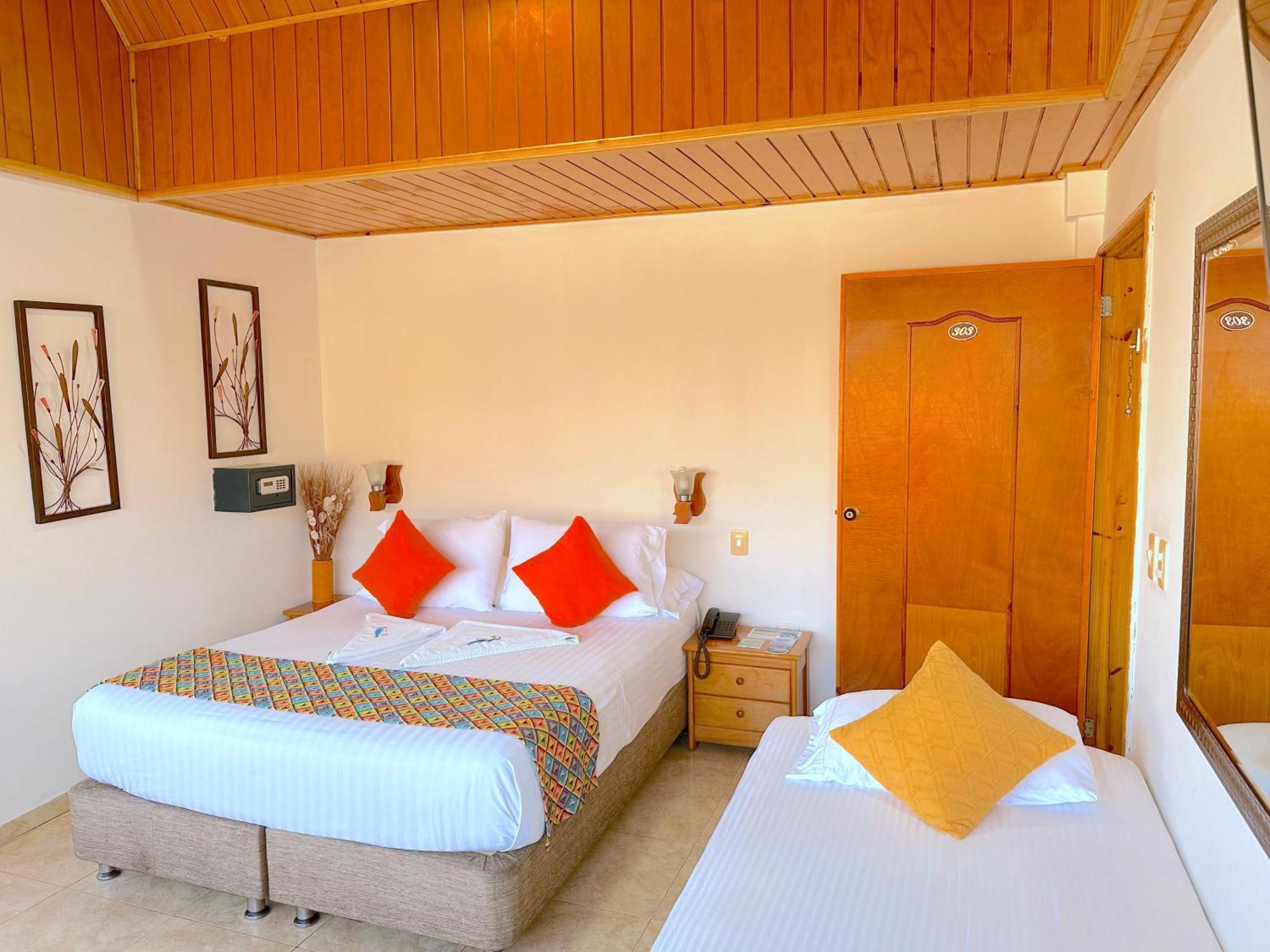 Hotel Grand Caribe 3*