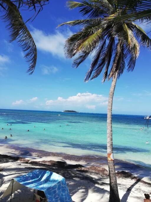 Frente A La Mejor Playa De La Isla: Vista Hermosa Apartamento San Andrés